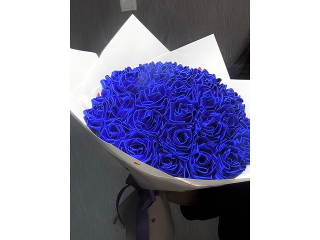 Букети з атласних стрічок