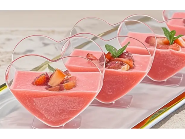 Одноразові прозорі  стаканчики для десертів