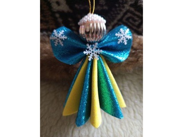 Новорічні іграшки із фоамірану