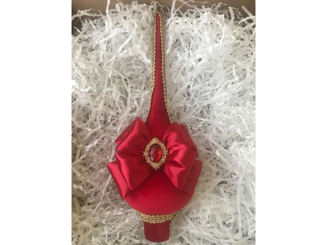 Червоні ялинкові іграшки набір