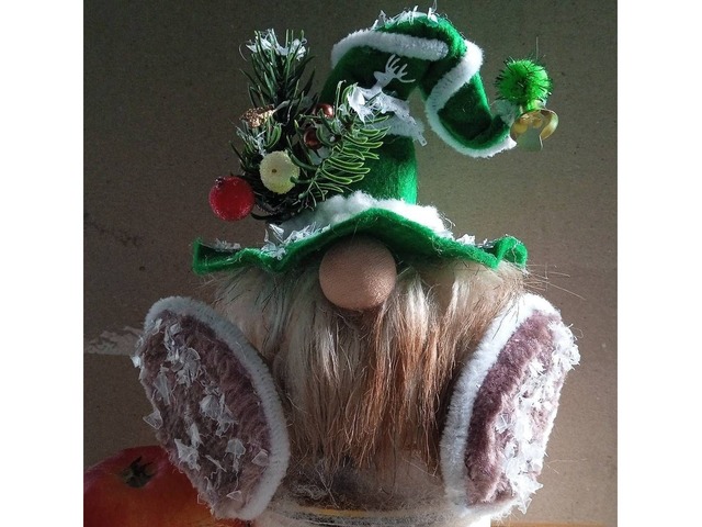 Маленькі різдвяні гноми, сніговичок Висота 14-17 см Наявність, ціну. - запитуйте у повідомленні