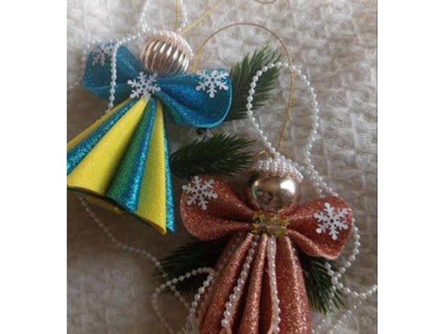 Ялинкові прикраси  - фоаміран