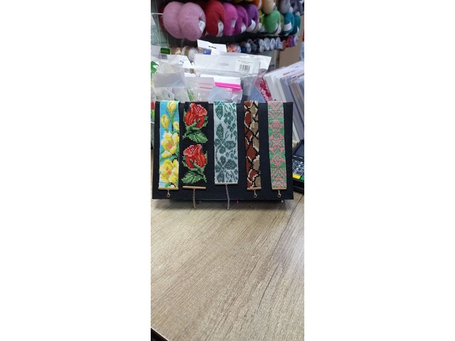 Браслети з бісеру. Ручна робота.