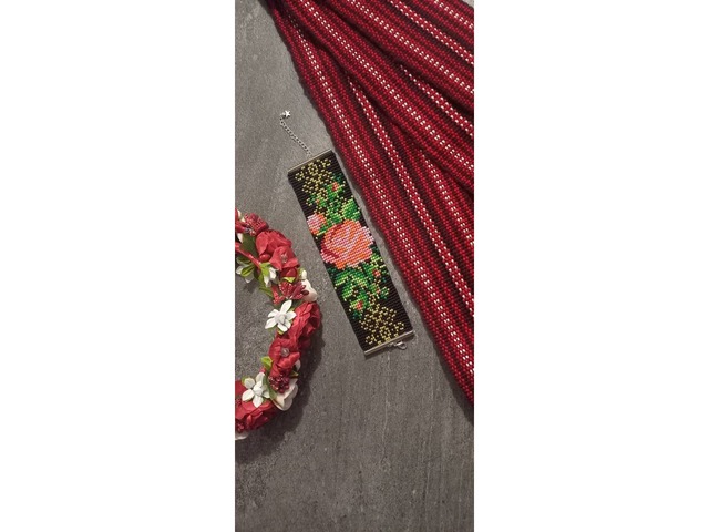 Браслети з бісеру. Ручна робота.