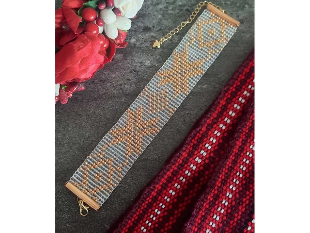 Браслети з бісеру. Ручна робота.