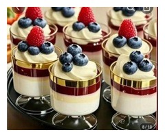 Прозорий міні-стакан для десертів із золотою смужкою