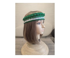 Зелений ободок, чільце в зеленому кольорі