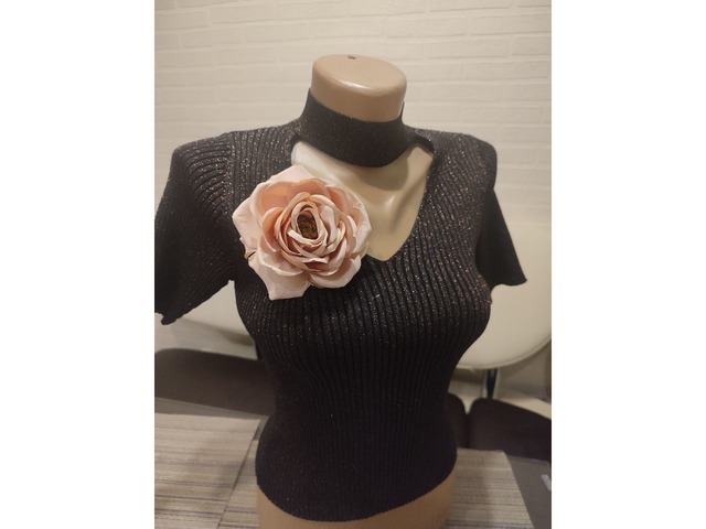 Кремова троянда брошка, кремова квітка брошка ручної роботи