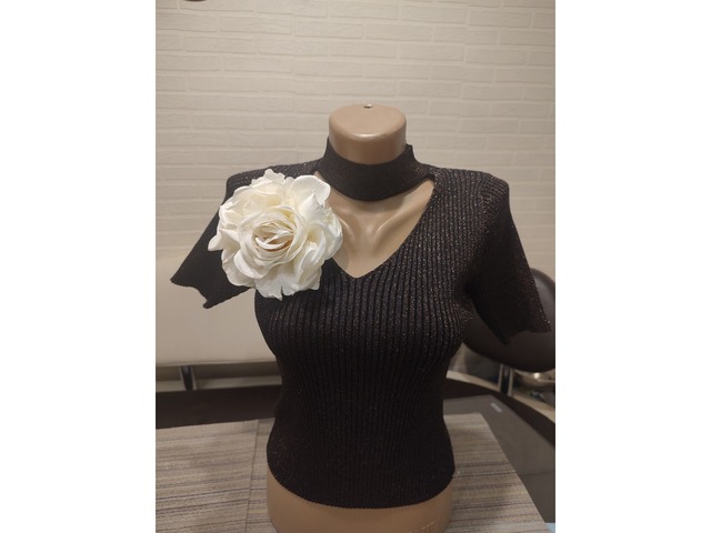 Кремова троянда брошка, кремова квітка брошка ручної роботи