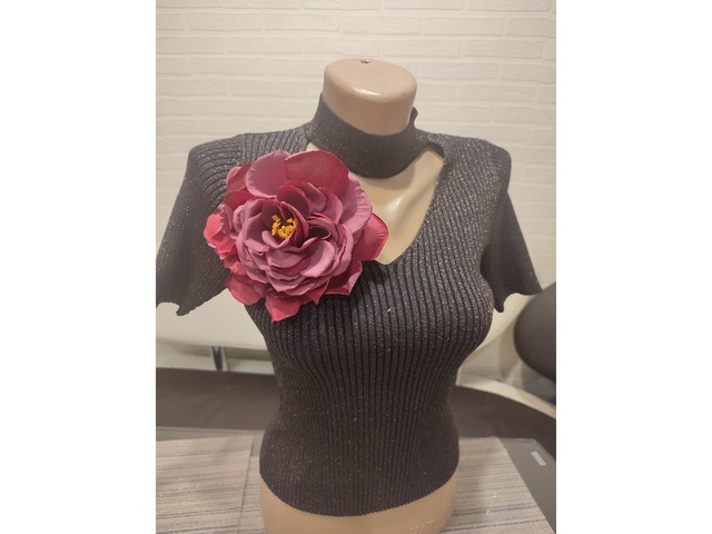 Кремова троянда брошка, кремова квітка брошка ручної роботи