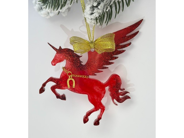 Набір новорічних прикрас на ялинку з епоксидної смоли.