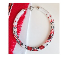 Прикраса із бісеру кольє-джгут 