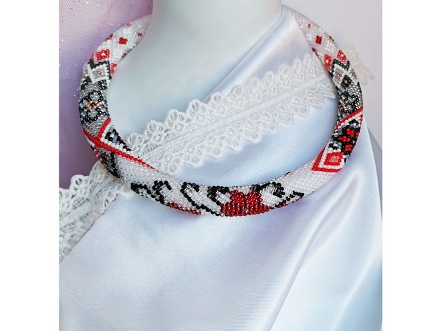 Прикраса із бісеру кольє-джгут "Літопис долі"