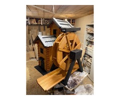 Водяний млин з декоративними дверцятами та великим відсіком під насос (11 300 грн)