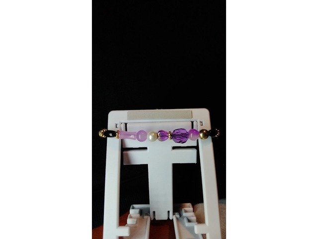 Браслети з бісеру та бусин