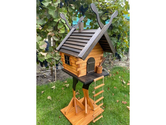 Хатинка на курячих ніжках 1