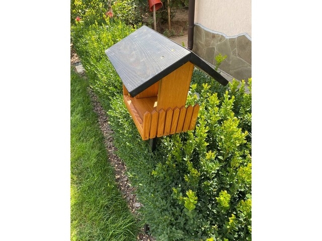 Годівниця №2 на стійці