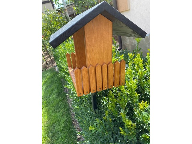 Годівниця №2 на стійці