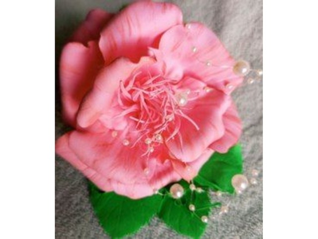 Квітковий браслет, бутон'єрка на руку