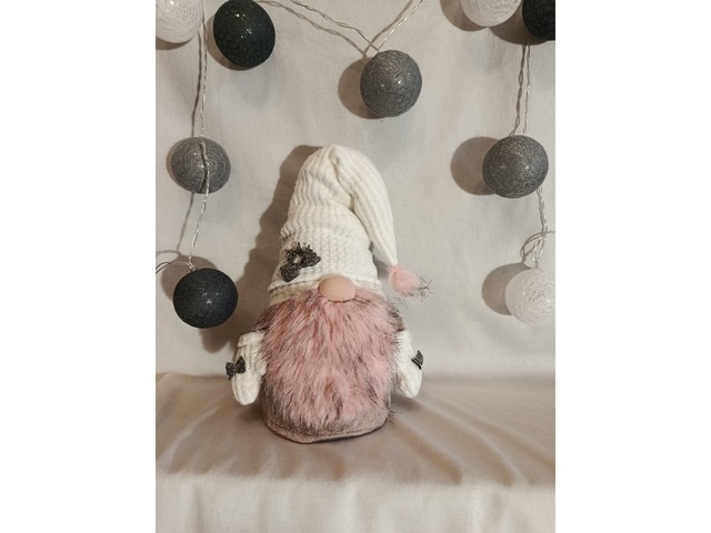 Новорічні гноми ручної роботи