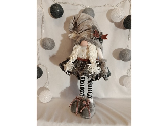 Новорічні гноми ручної роботи