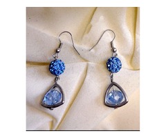 сережки з синім кришталем і намистинами