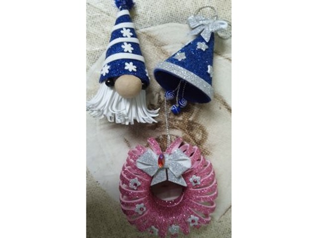 Ялинкові прикраси із фоамірану