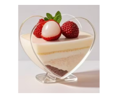 Прозорі серцеподібні стаканчики для десертів