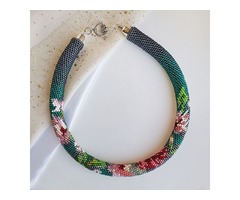Прикраса із бісеру кольє-джгут 