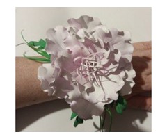 Квітковий браслет, бутон'єрка на руку