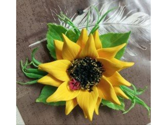 Квітковий браслет, бутон'єрка на руку