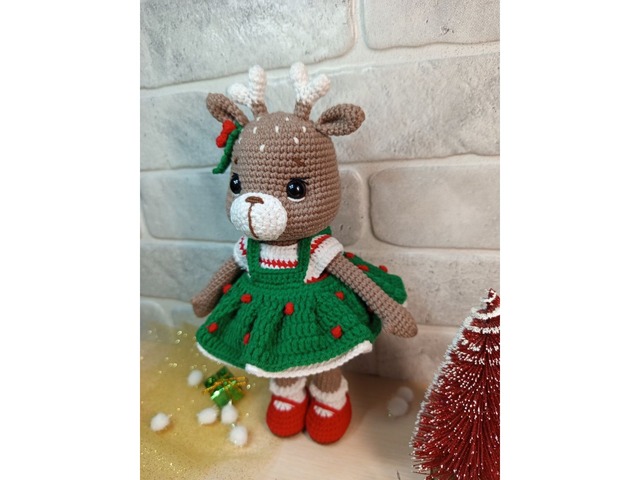 Олень дівчинка, ручна робота