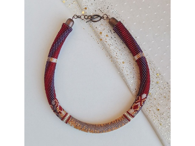 Прикраса із бісеру кольє-джгут "Елегія"