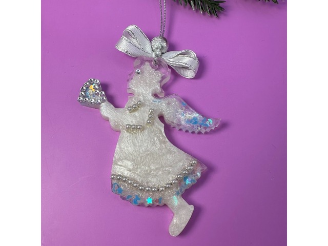 Набір новорічних прикрас на ялинку з епоксидної смоли.