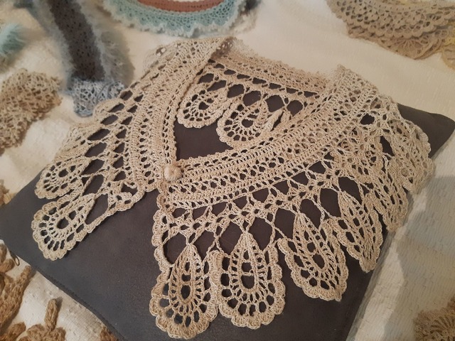 комірець мереживний плетений