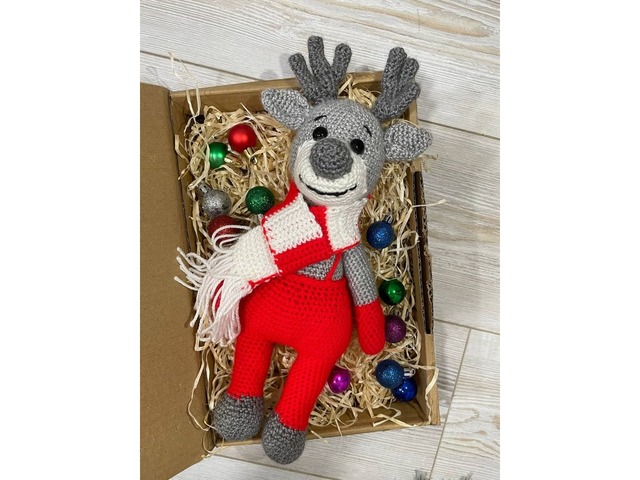 Новорічний олень