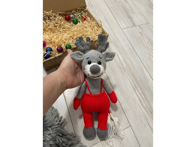 Новорічний олень