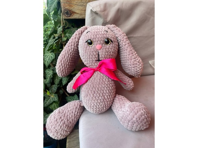 Зайка з плюша на подарунок