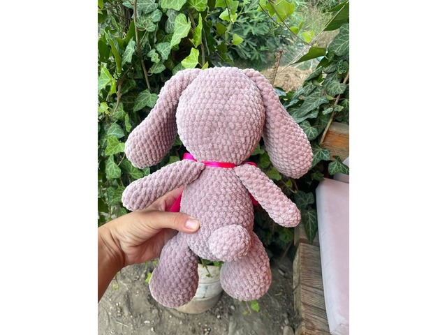 Зайка з плюша на подарунок