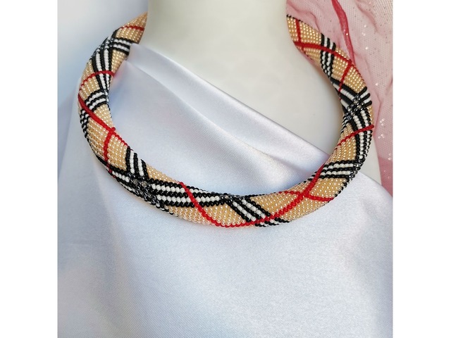 Прикраса із бісеру кольє-джгут "Берберрі"