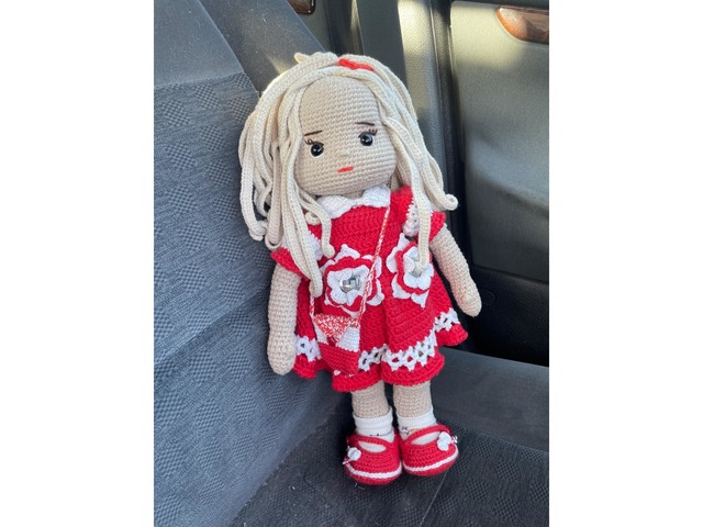 Лялька Василиса вʼязана