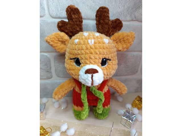 Олень плюшевий, ручна робота