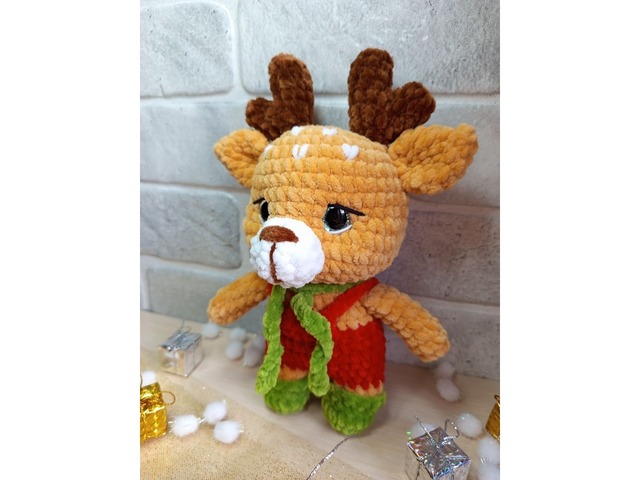 Олень плюшевий, ручна робота