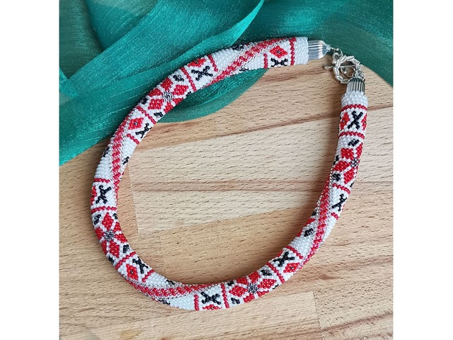 Прикраса із бісеру кольє-джгут "Традиція"