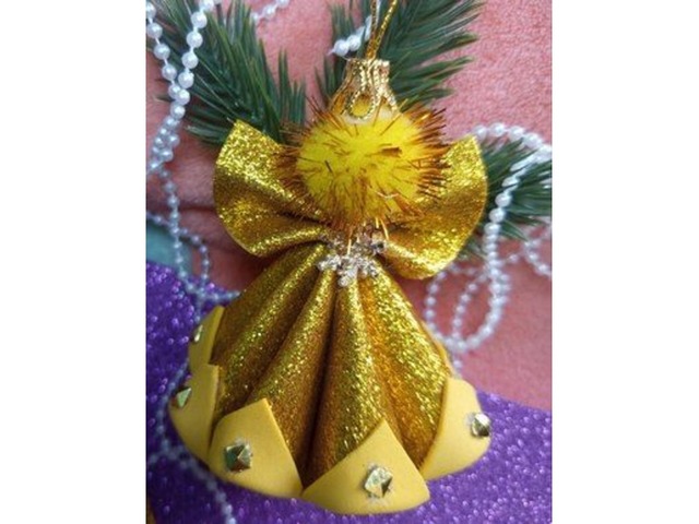 Ялинкові різдвяні, новорічні прикраси