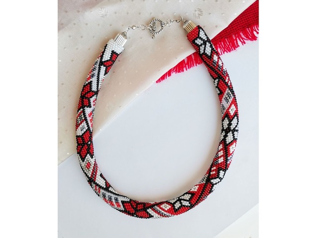 Прикраса із бісеру кольє-джгут "Всесвiт"