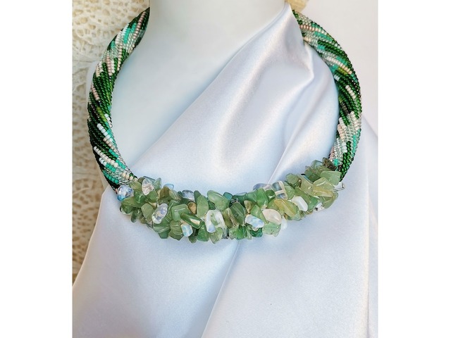 Прикраса із бісеру кольє-джгут "Мавка"