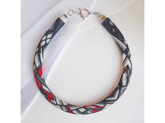 Прикраса із бісеру кольє-джгут "Шепіт полум'я"