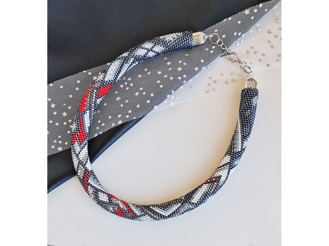 Прикраса із бісеру кольє-джгут "Шепіт полум'я"