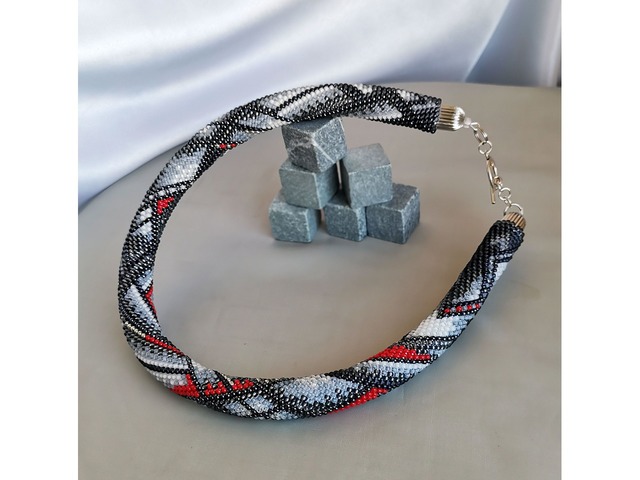 Прикраса із бісеру кольє-джгут "Шепіт полум'я"